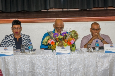 Head table